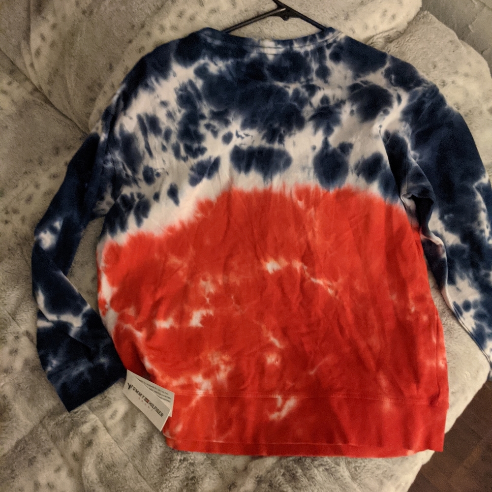 Tye dye tommy hilfiger sweater